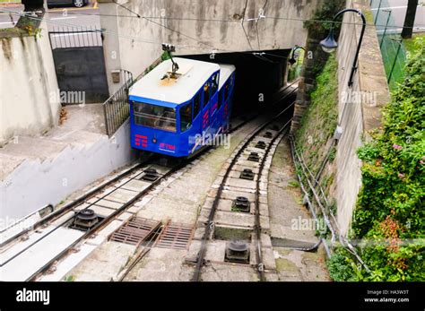 Funicular El Funicular De La Citt Alta B Rgamo Fotograf A De Stock