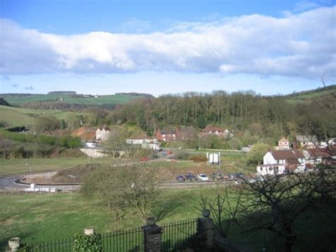 "Ridgeway, Ambergate, Derbyshire" by Stephen Brimble at PicturesofEngland.com