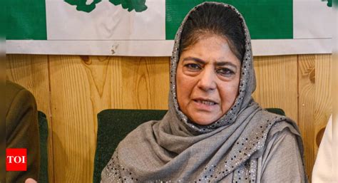 Mehbooba Mufti Vs Ghulam Nabi Azad In Three Way Anantnag Fight