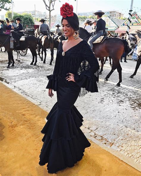 De Mar Flores A Gloria Camila Los Mejores Vestidos De La Feria De