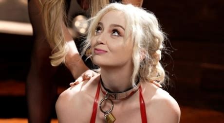 Stunning Milf Tranny Jade Venus Bangs Submissive Blonde Babe Lexi Lore Coedcherry