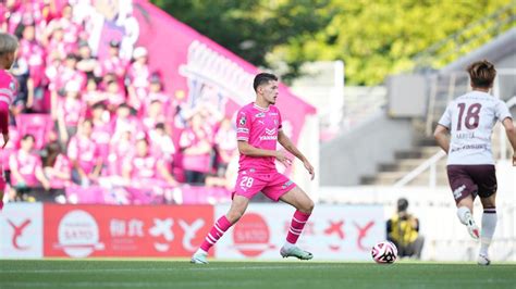 Justin Hubner Menghilang Dari DSP Cerezo Osaka Fix Balik Ke Wolves