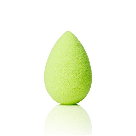 BeautyBlender micro.mini | WoW Junkie