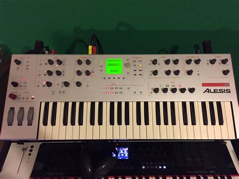 Matrixsynth Alesis Ion Keyboard Synthesizer