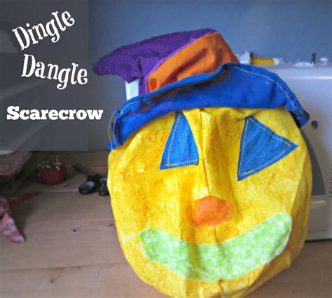 Dingle Dangle Scarecrow - Nemcsok Farms