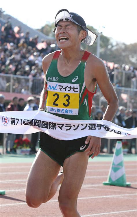 ＜第71回福岡国際マラソン選手権大会＞苦しそうな表情で9位でゴールした、川内優輝 ― スポニチ Sponichi Annex スポーツ