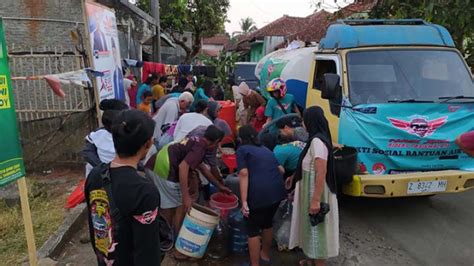 Kemarau Melanda Riders Tasikmalaya Bersatu Bantu Masyarakat Dengan Air