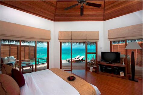 15 Magnificent Sea View Bedroom Designs - Top Dreamer