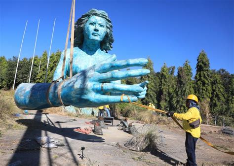 El Supuesto Monumento A La Reconciliaci N Que Glorificaba El Pacto