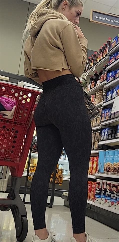 Sexy Fit Blonde Tight Petite Booty Spandex Leggings Yoga Pants Forum