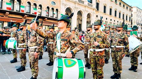 Adunata Alpini A Vicenza Migliaia In Veronesi In Partenza Tutte Le