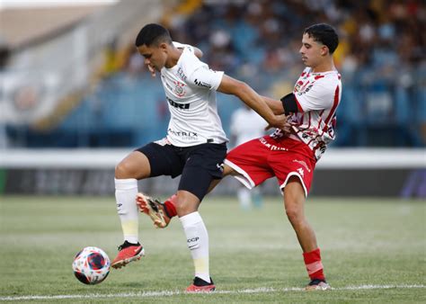 Veja Fotos Da Vit Ria Do Corinthians Contra O Bangu Pela Segunda