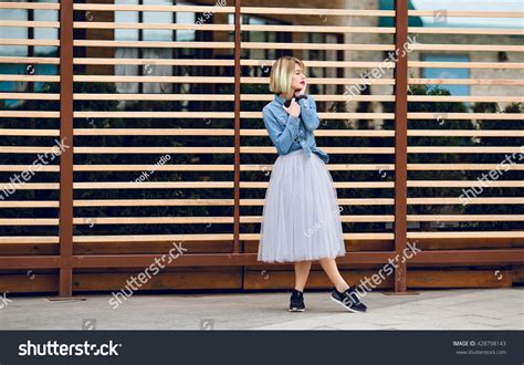 Dreamy Blonde Girl Pink Lips Nude Stock Photo 428798143 Shutterstock