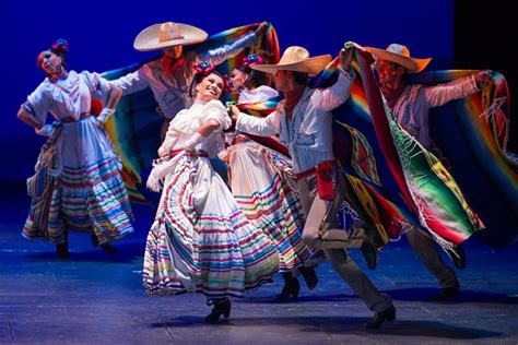 Folkloric Ballet Of Mexico Performance Mexico City