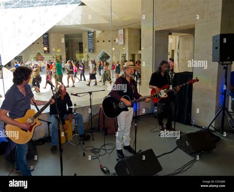 Paris France American Country Rock Music Singer Performing In Apple