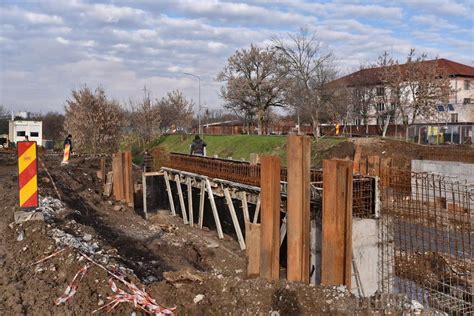 Constructia Noului Pod Peste Peta In Oradea Realizata In Proportie