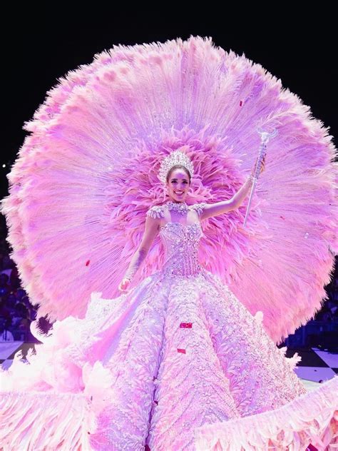 Video La Reina Del Carnaval De Barranquilla Rompió El Protocolo Y Se