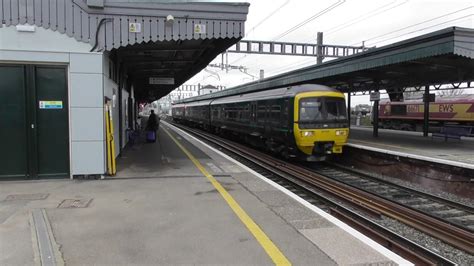 Great Western Railways Class 166 Departing Didcot Parkway 29 3 17 Youtube