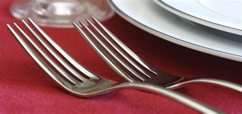 The Elements of a Table Setting | Love Of Food Chef Tips