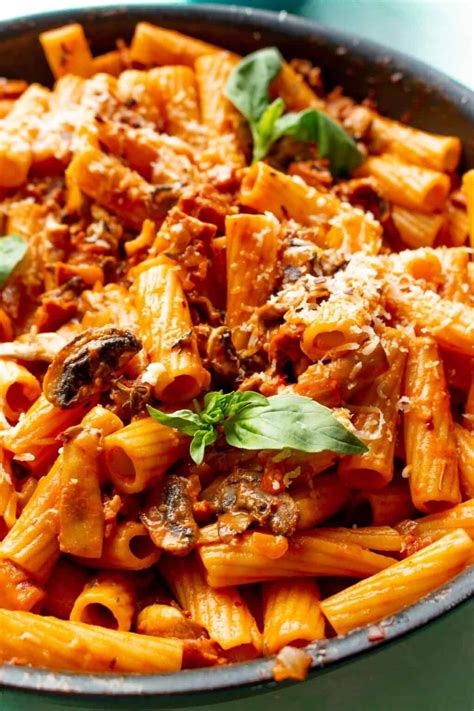 The Best Creamy Chorizo Pasta Beat The Budget