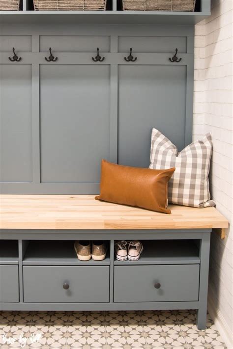 Ikea Hemnes Hack Diy Mudroom Bench And Storage House By Hoff 1000 Diy Mudroom Bench Mud