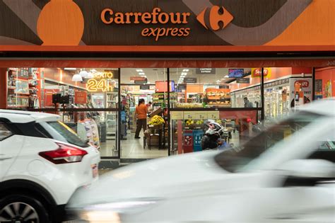 Carrefour CRFB3 tem alta de 67 no lucro destaque para Atacadão