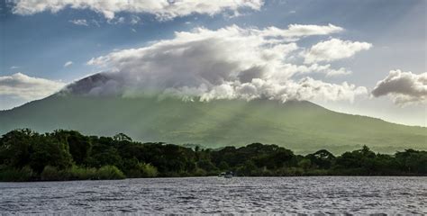 How To Visit Cloud Forest On Mombacho Volcano In Granada