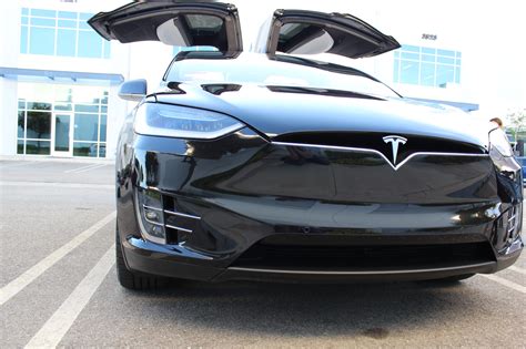 Exclusive Model X Review — Tesla Model X Is The Best SUV