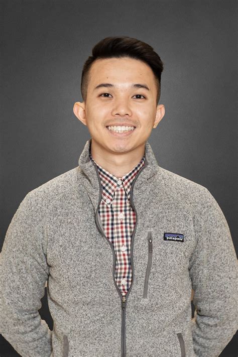 ABOUT THE STAFF — Lee Orthopedic Institute