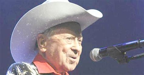 Country Stars Offer Prayers For Little Jimmy Dickens