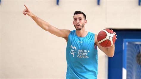 Adri N Chapela Refuerzo Del Alimerka Oviedo Baloncesto Para Suplir Las