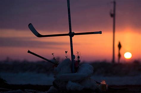 Trauer Um Todesopfer Von Eishockey Team