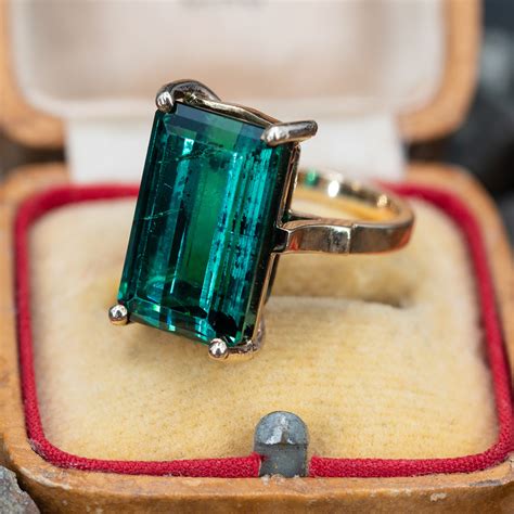 Green Tourmaline Cocktail Ring K Yellow Gold