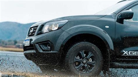 Lanzamiento Nissan Frontier X Gear