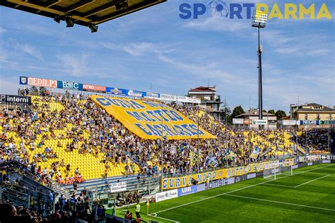 Giotto Dibondon Copertina Lo Stesso Capienza Stadio Tardini Di Parma