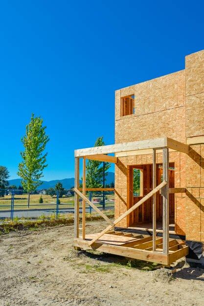 Nueva Casa Familiar En Construcci N Sobre Fondo De Cielo Azul Foto