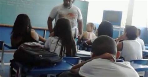 G Professor No Brasil Perde Da Aula Bagun A Na Classe Diz