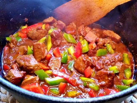 Paprika Gulasch Rezept Mit Bild Kochbar De