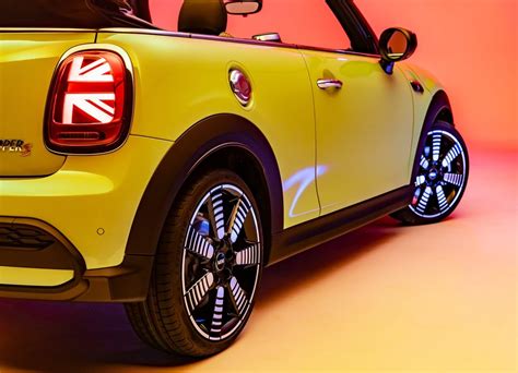 2022 Mini Cooper S Cabrio Fabricante Mini Planetcarsz