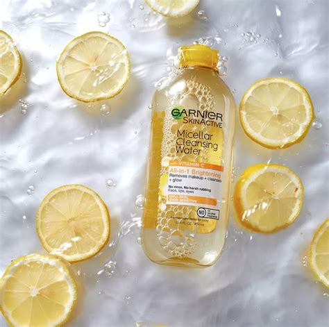 A Cool Cleansing Water Garnier SkinActive Micellar Cleansing Water