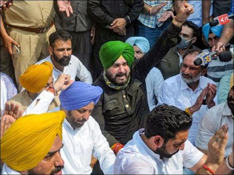 Punjab Chief Navjot Singh Sidhu Give Ultimatum To Uttar Pradesh Yogi