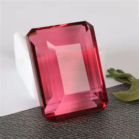 72 70 CT PIERRE précieuse lâche à facettes tourmaline rose coupe