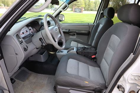 2003 Ford Explorer Sport Trac XLT | Victory Motors of Colorado