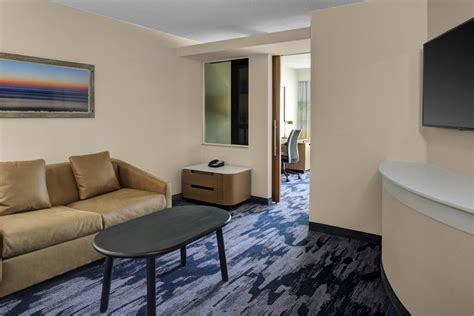 Fairfield Inn And Suites By Marriott Virginia Beach Oceanfront