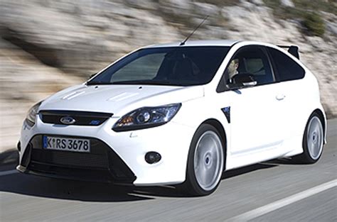 2009 Ford Focus RS Mk2 review and video review | Autocar