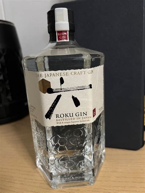 Suntory Roku Gin 700ml Food Drinks Alcoholic Beverages On Carousell