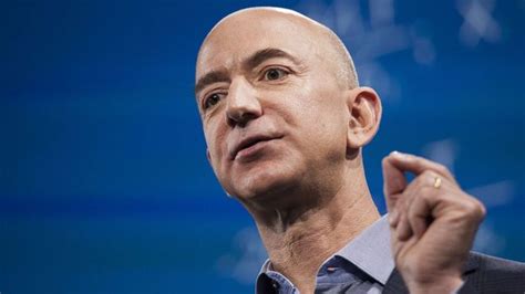 Cómo Jeff Bezos el dueño de Amazon se convirtió en la persona más