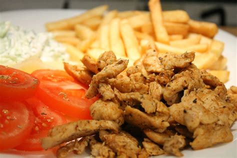 Gyros Recept Csirke Gyros Elk Sz T Se Nemzeti Telek Receptek