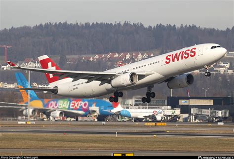 Hb Jhl Swiss Airbus A Photo By Alan Lippitt Id