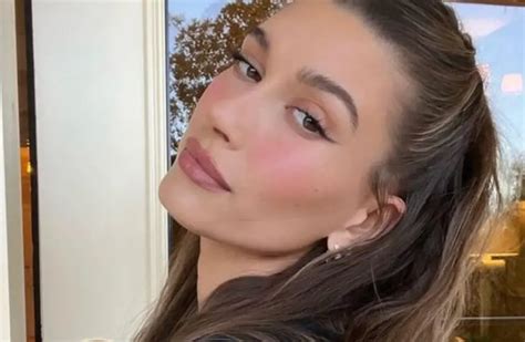 Strawberry Makeup La Ltima Tendencia De Hailey Bieber Para Tu Boda